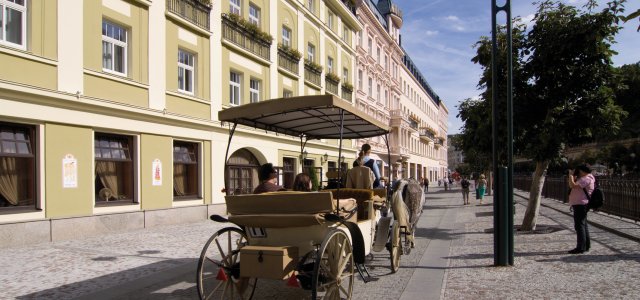 Kutschfahrt durch Karlsbad © Bernd Kröger-fotolia.com